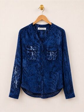 Philosophy Republic Clothing Blue Animal Print Button Front Blouse Size Large